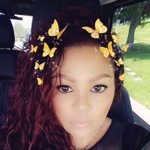 Meet your Posher, Adriana